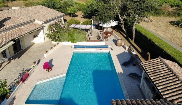 Villa Climatisée Avec Piscine Pour 4 Personnes
