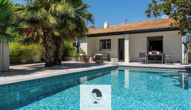 Villa Climatisée Avec Piscine