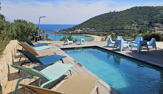 VILLA COLOMBA - FRONT OF THE SEA- 4 *