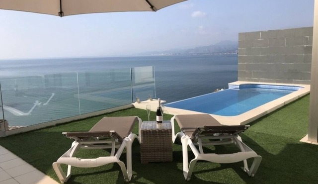 Villa con Vistas Impresionantes