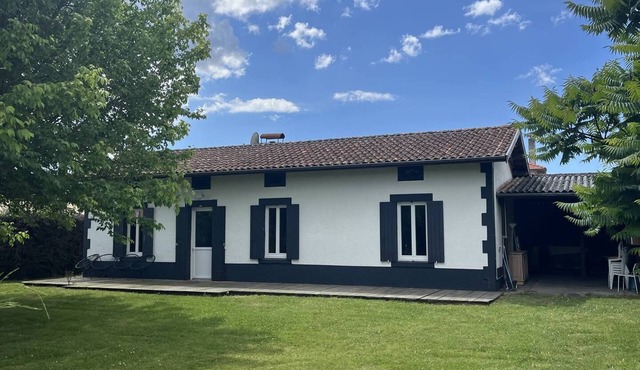 Villa confortable avec grande terrasse