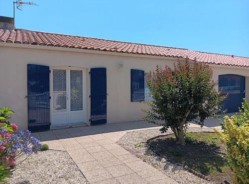 Villa confortable spacieuse proche plage - FR-1-476-31