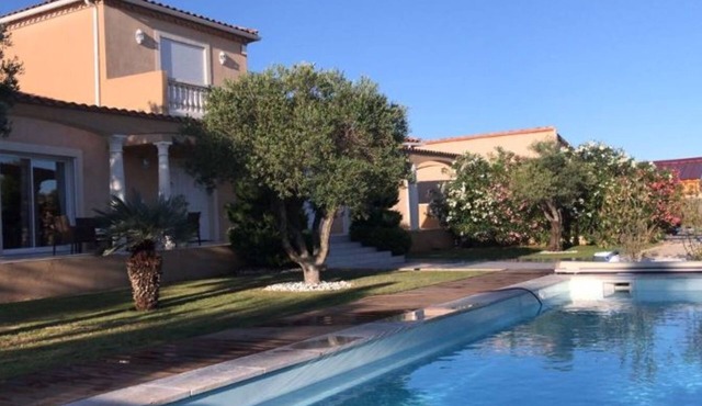 Villa Contemporaine Avec Piscine