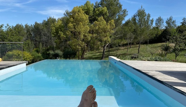 Villa Contemporaine Avec Piscine Dans le sud