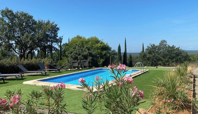 Villa Contemporaine Avec Piscine et Jardin, Proche Lacs et Gorges du Verdon