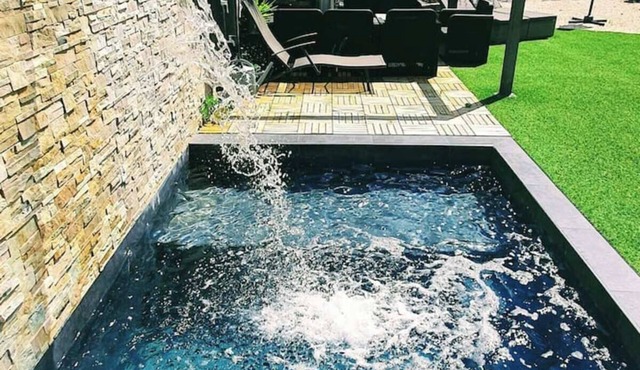 Villa 'Contemporaine Côte Azur Calme' with Sea View, Wi-Fi and Air Conditioning
