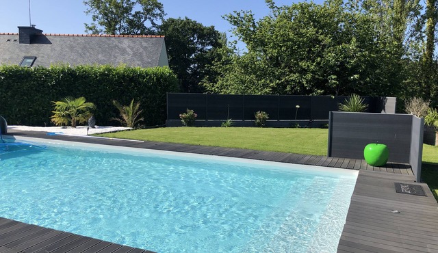 Villa Contemporaine, Piscine Chauffée en Bretagne