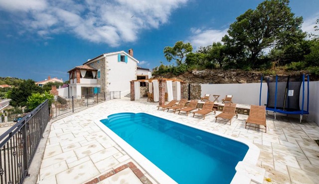 Villa Copun with heated pool