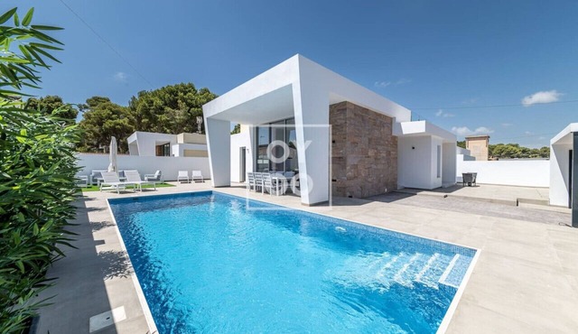 Villa Coral, chic coastal design, saltwater pool - by OYOOSTAYS