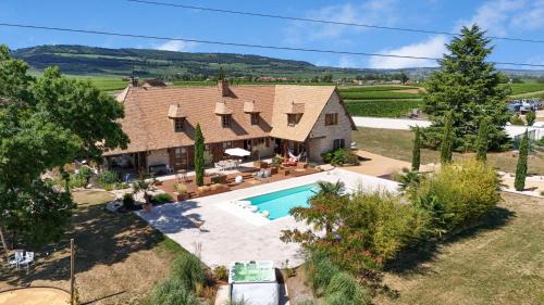 Villa Corpeau Montrachet