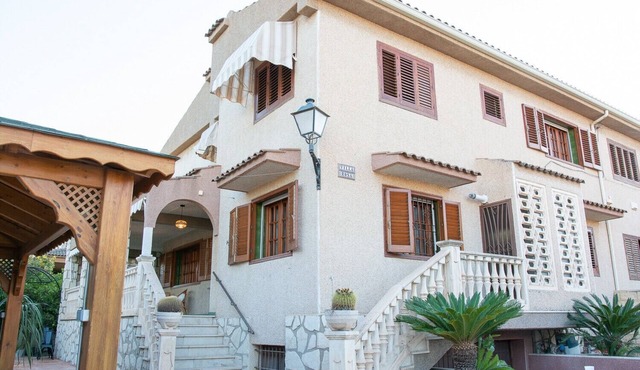 VILLA COSTA BLANCA, privada, 12 personas , cerca