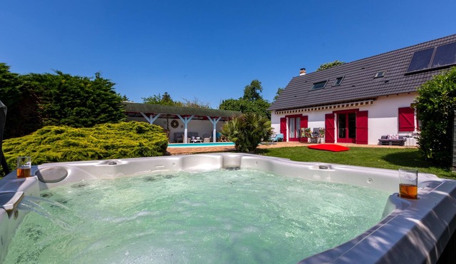 Villa Cosmique - Maison avec piscine et jacuzzi