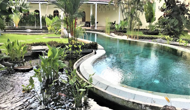 Villa Costa Plenty