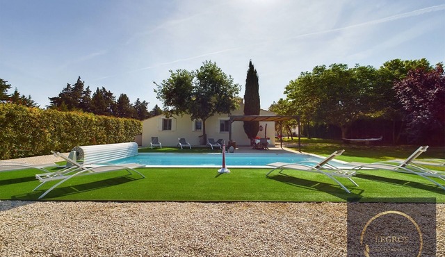 Villa Crousadou, 5 Bedrooms and swimming pool, Saint Rémy de Provence