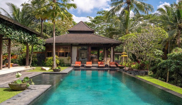 Villa Crystal Castle | 7BR Wellness w/Yoga Shala, Ubud