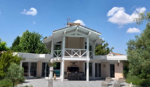 Villa D'architecte Avec Piscine Entre Bordeaux et L'océan
