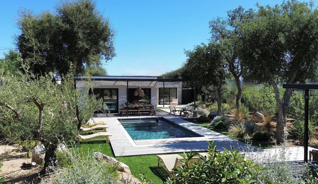 Villa D'architecte "casa Verde". Plage 700 Mètres