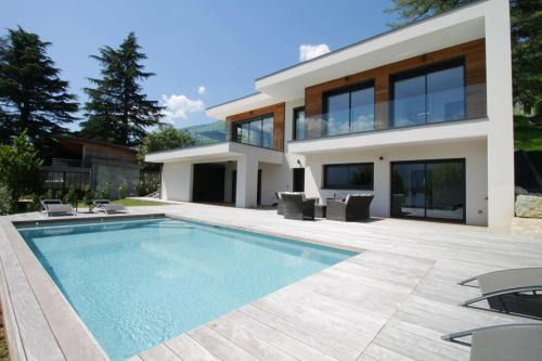 Villa d'exception Piscine vue et accès lac direct