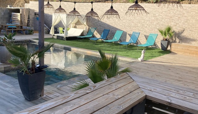 Villa DE Vacances Avec Piscine