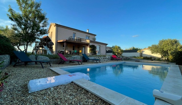 Villa de 120 m2 avec piscine privée.