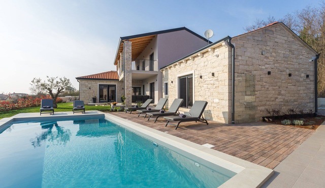 Villa Daisy Dream with Pool