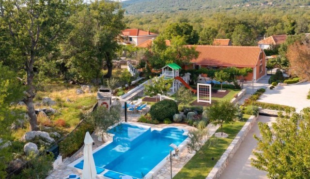 Villa Dalmatica moderna by Interhome