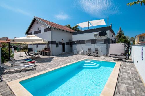 Villa Damjan, Barbariga by Istrabook