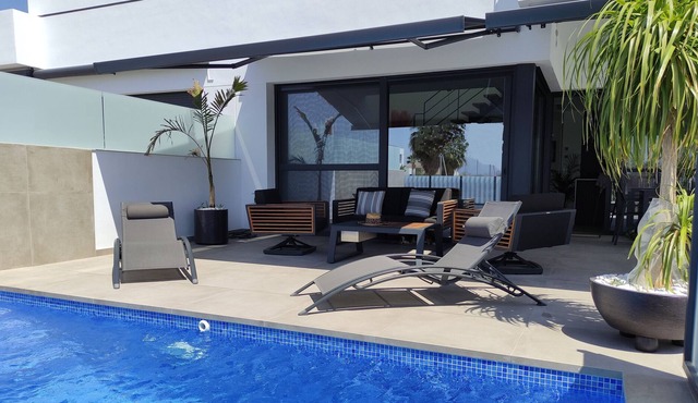 Villa "Dany Et René" with Private Pool, 2 Private Terraces & Wi-Fi