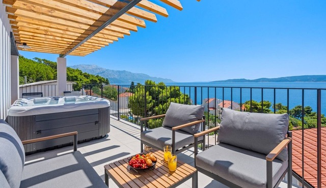 Villa Dattero -private Pool, Jacuzzi, Sauna, Media room