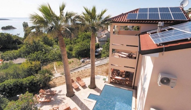 Villa Davorka in Supetarska Draga - Haus für 8 Personen