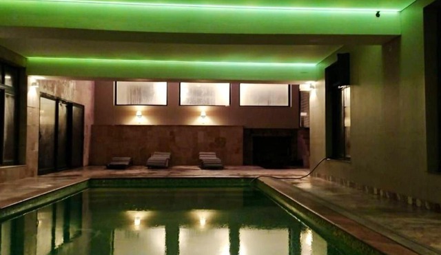 Villa de 11 chambres avec piscine interieure jacuzzi et jardin clos a Langoat a 6 km de la plage