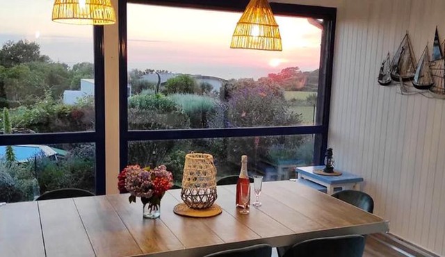 Villa de 4 chambres avec vue sur la mer piscine privee et jardin clos a Le Conquet