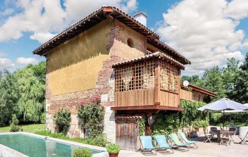 Villa de 5 chambres avec piscine privee jacuzzi et jardin amenage a Saint Paul de Varax