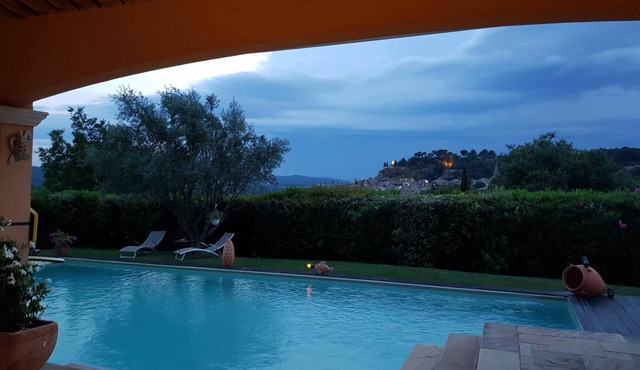 Villa de Caractère Avec Piscine