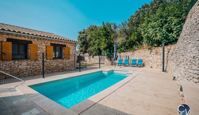 Villa de Charme Pour 8 Personnes Avec Piscine à Orgnac-l'aven