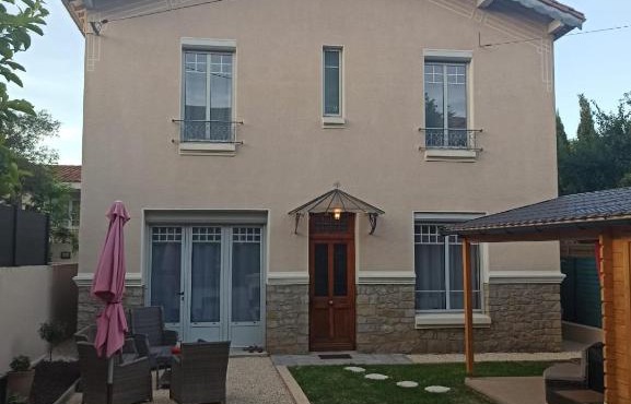 Villa de charme proche de la cité