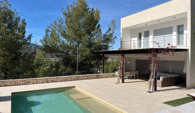 Villa de Lujo Situada en un Entorno Rural de Ensueño