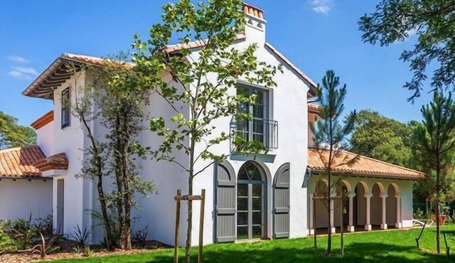 Villa de luxe dans le quartier prisé de la Milady