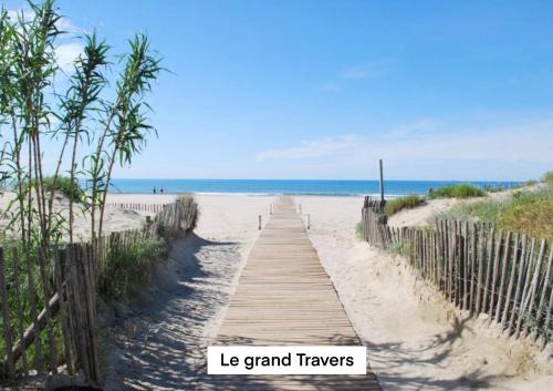 villa de vacances à Fabrègues rénovée 8 pers ,clim