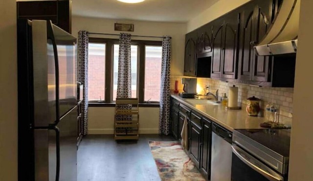 Villa del Lago-Luxury King w/2 Queens in Windmill Pointe