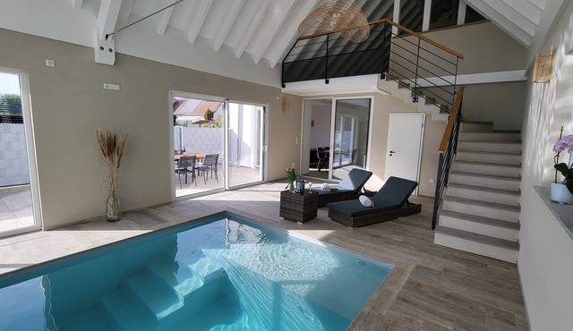 Villa Delta Spa Avec Piscine Intérieure et Baignoire Balnéo