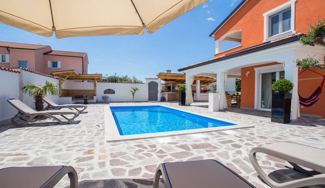 Villa Deni with pool in Istria with 4 bedrooms