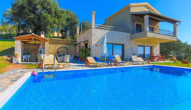 Villa Dersea: Stunning sea and Sunset views, A/C, WiFi