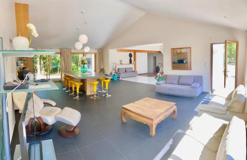 Villa-des-eaux Claires