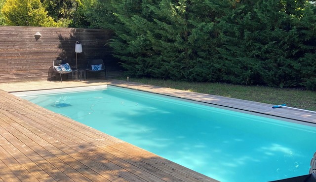 Villa Design Piscine Chauffée Tours Loire Valley