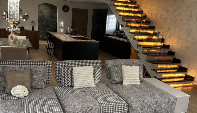 Villa design swimming pool Avignon festival