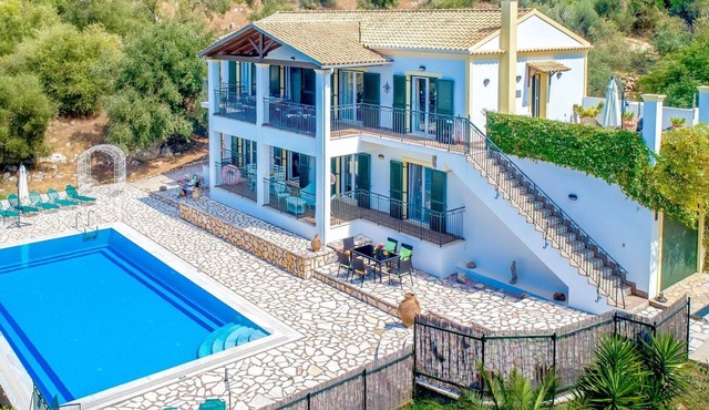 Villa di Giovanni - Villa Rental in Peritheia, Corfu, Greece
