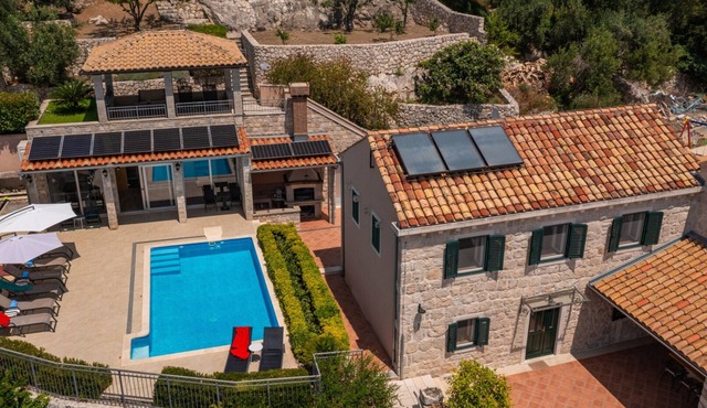 Villa Dia by Villas Guide