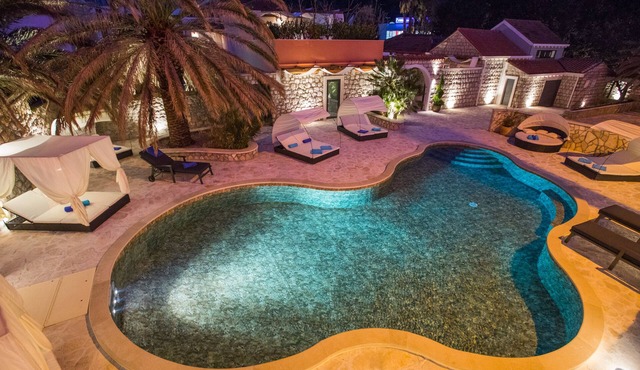 Villa Diamond