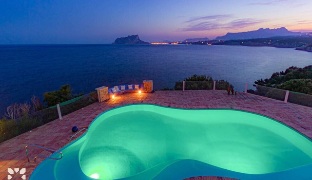 Villa DIANA by Abahana Villas